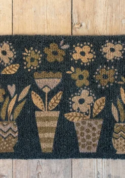 Gudrun Sjödén Dörrmatta "Flower pots" i kokosfiber Mörkaskgrå Clearance