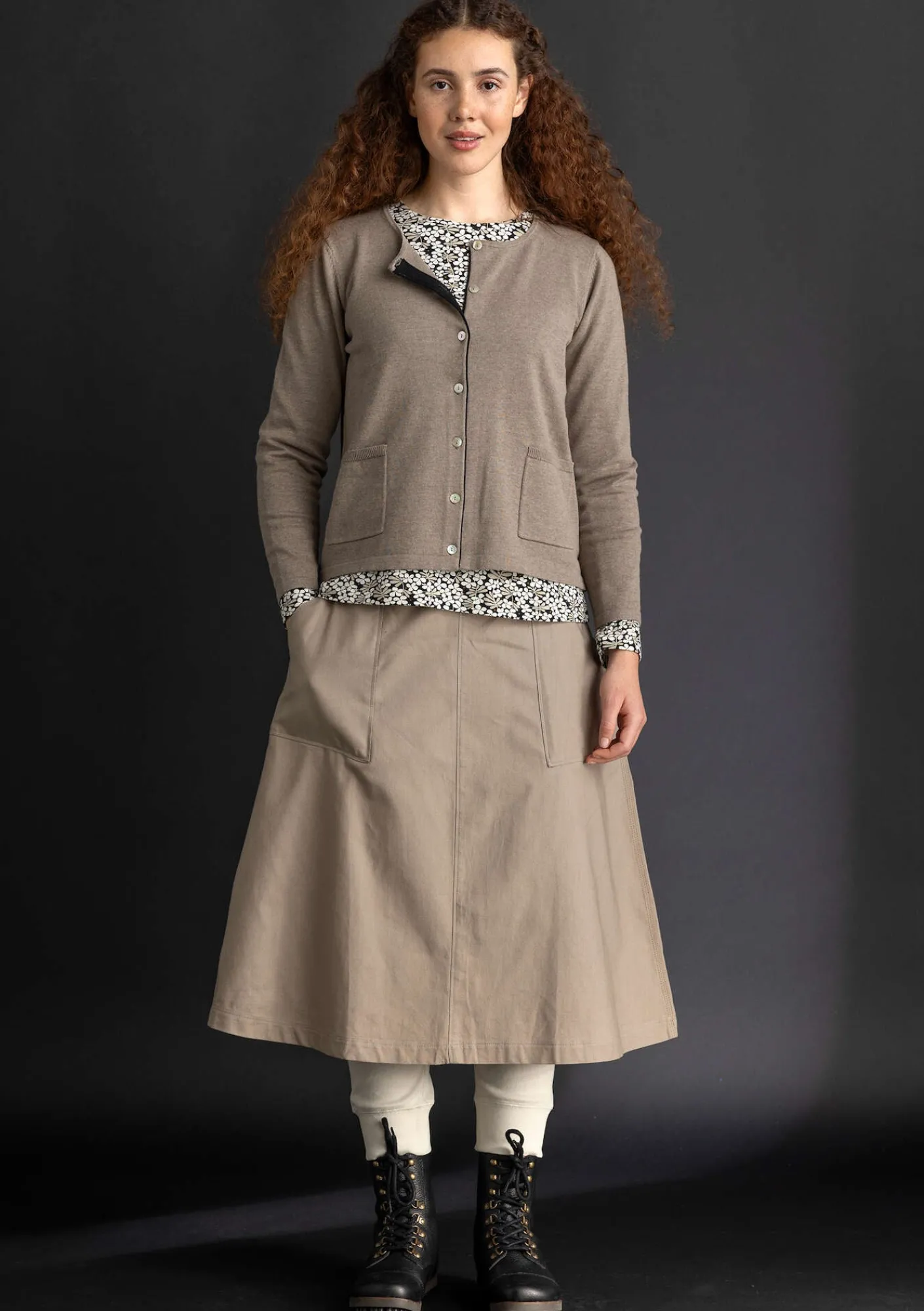Gudrun Sjödén Kofta i ekologisk/återvunnen bomull Mullvad/melange Fashion
