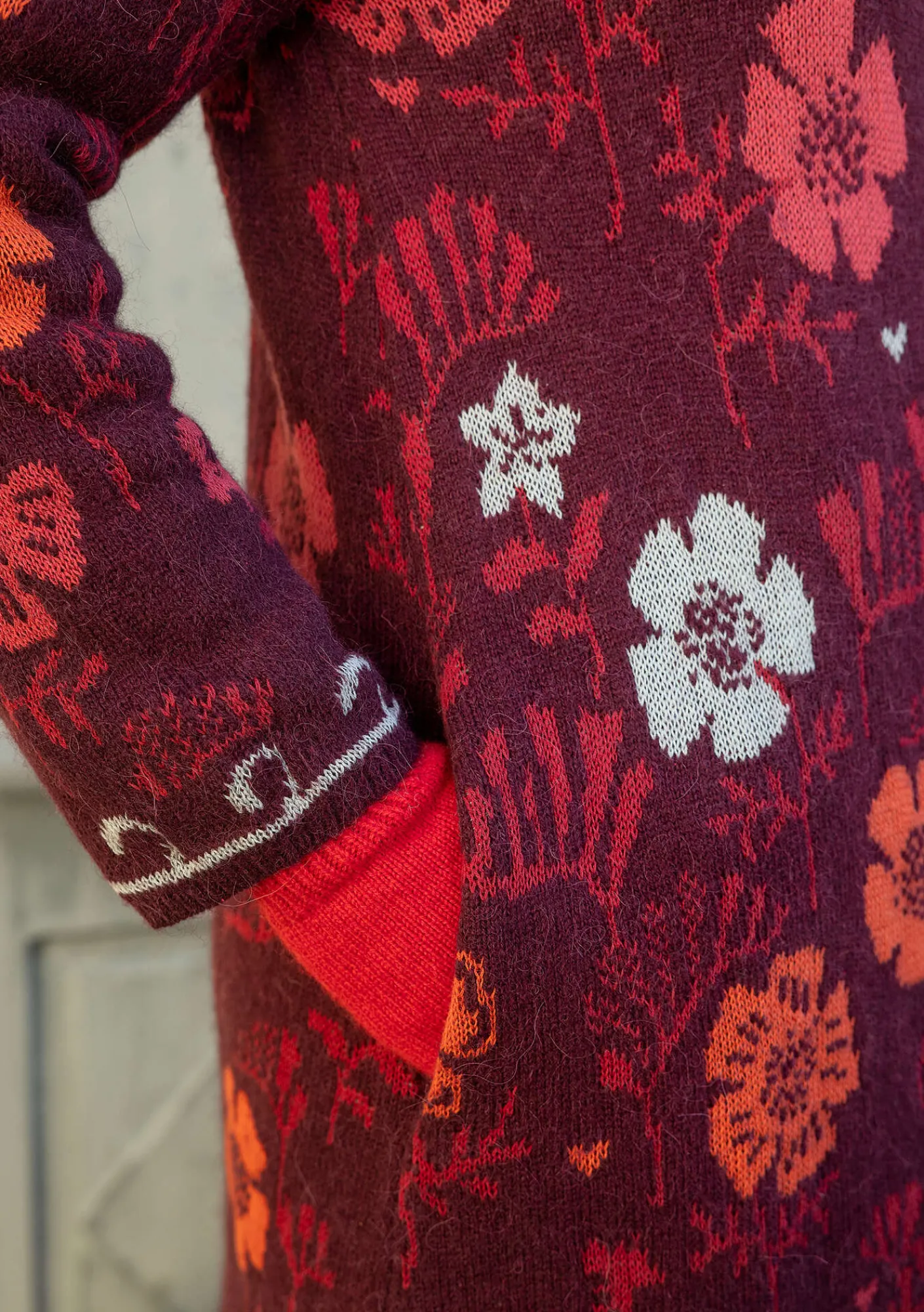 Gudrun Sjödén Långkofta "Gnistra" i alpackamix/ekologisk och återvunnen bomull Aubergine Fashion