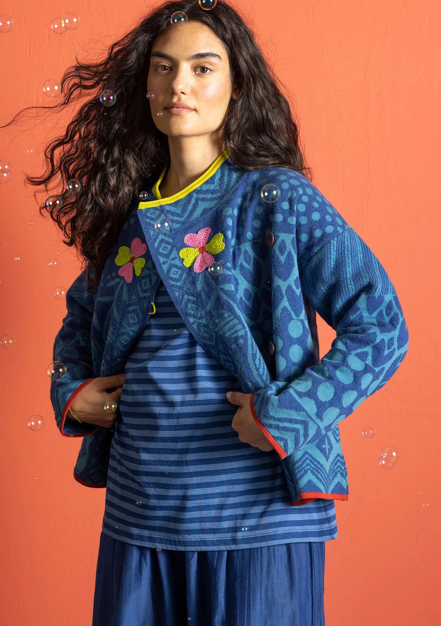 Gudrun Sjödén Omlottkofta "Viktoria" i lammull/bomull Indigo Online
