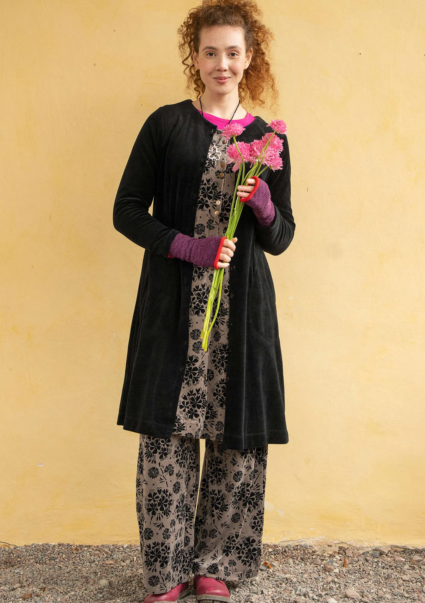 Gudrun Sjödén Velourklänning "Selma" i ekologisk bomull/återvunnen polyester Svart Hot