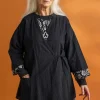 Gudrun Sjödén Vävd kimono i ekologisk bomullsdobby Svart Hot
