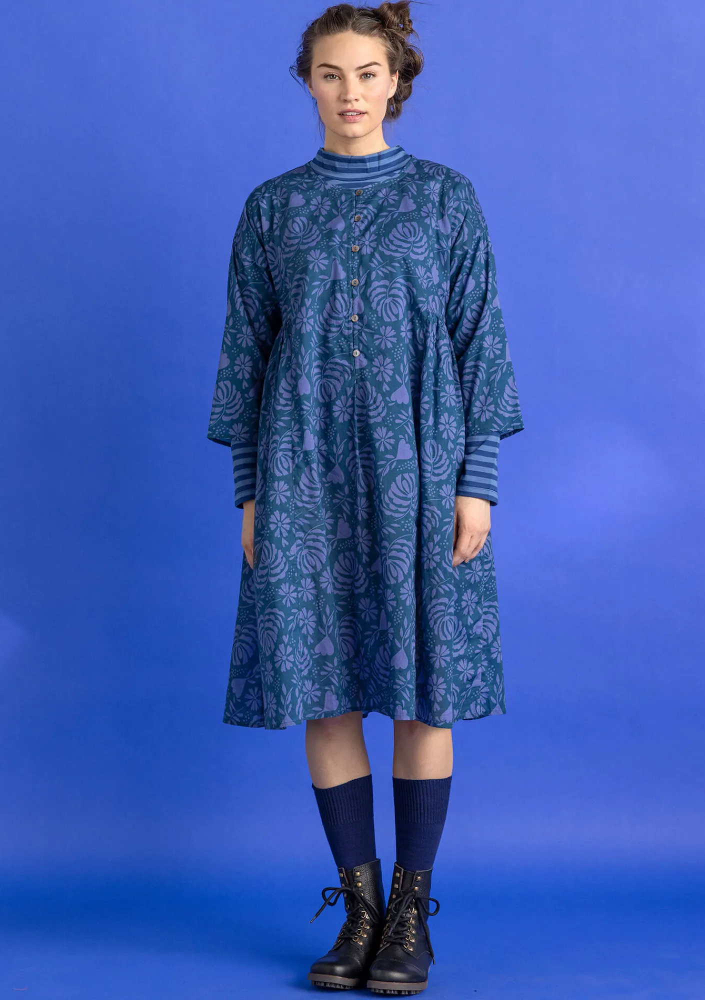 Gudrun Sjödén Vävd klänning ”Hedda” i ekologisk bomull Mörkpetrol/mönstrad Fashion